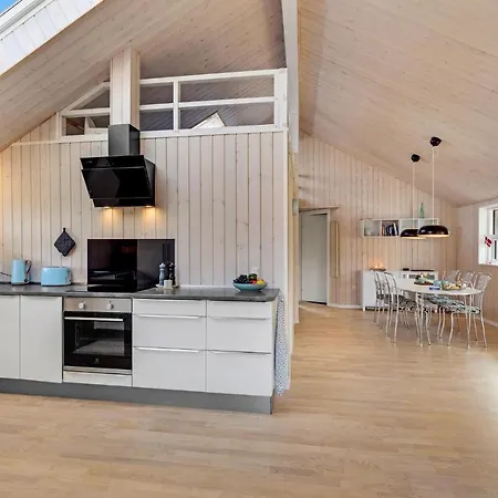 Casa de Férias In With Kitchen Hemmet